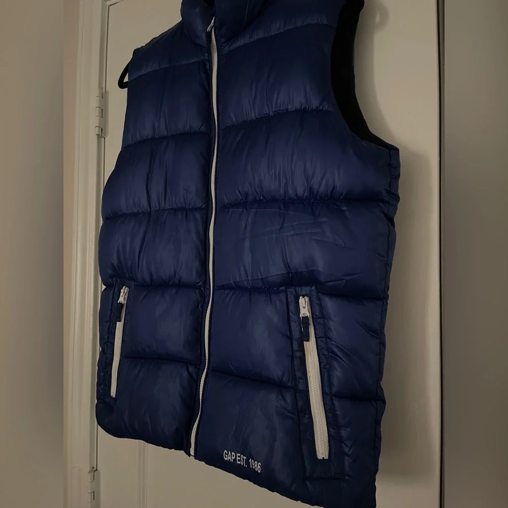GAP Kids Navy Puffer Vest with White Accents Size XXL